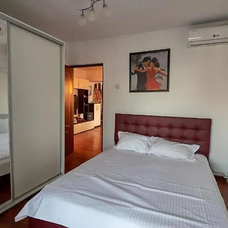 Apartment Piata Ovidiu Old Town Constanta